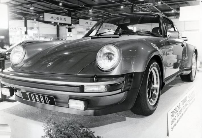 Porsche 930 turbo au salon de Paris 1974
