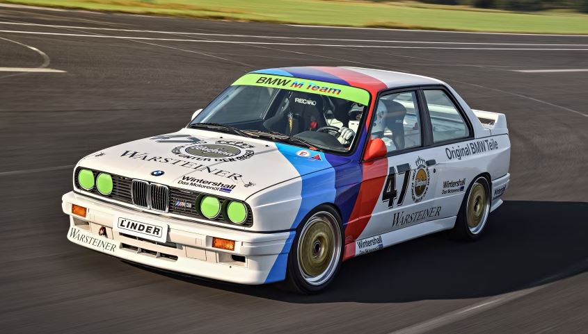 BMW m3 E30 version course DTM