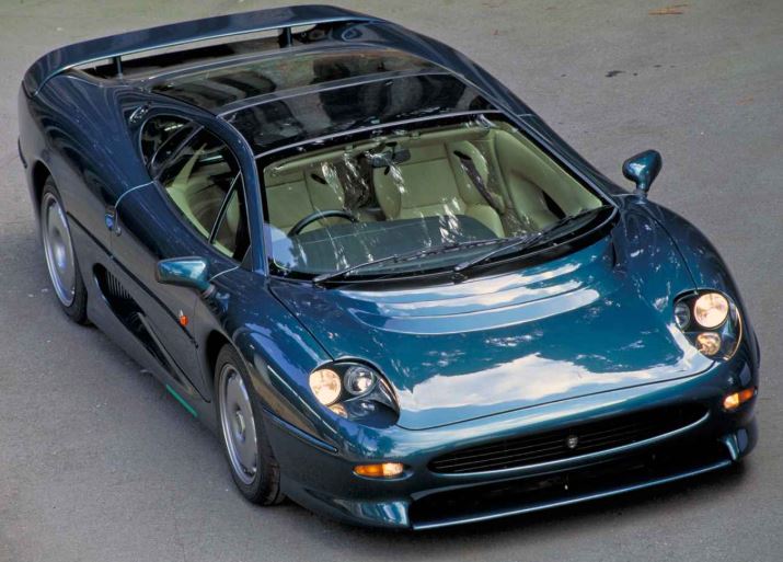 Jaguar XJ220 vue de haut