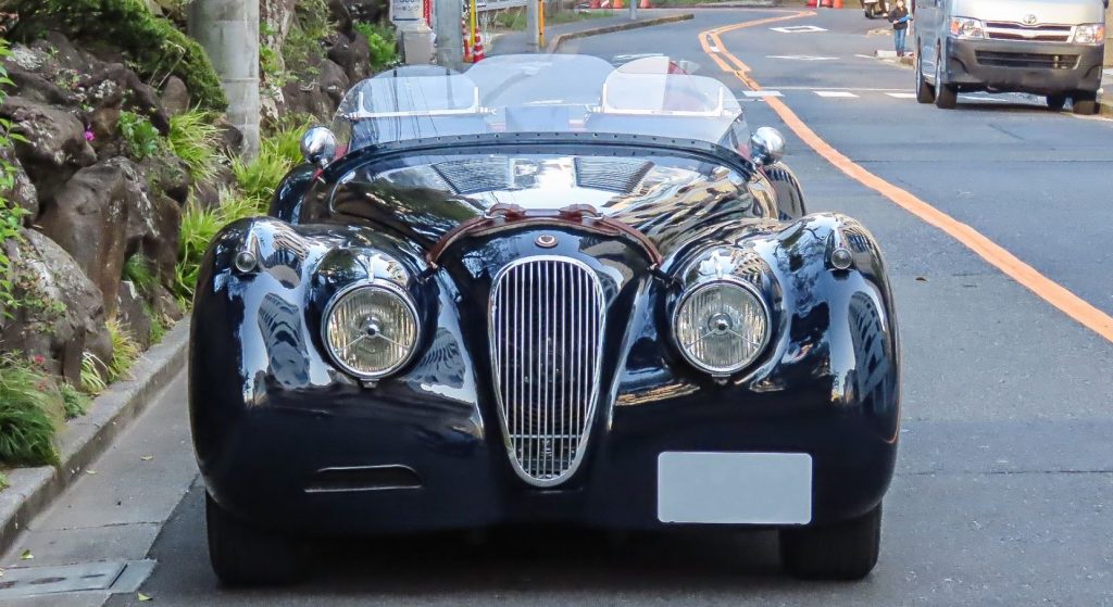 Jaguar XK120 OTS face avant