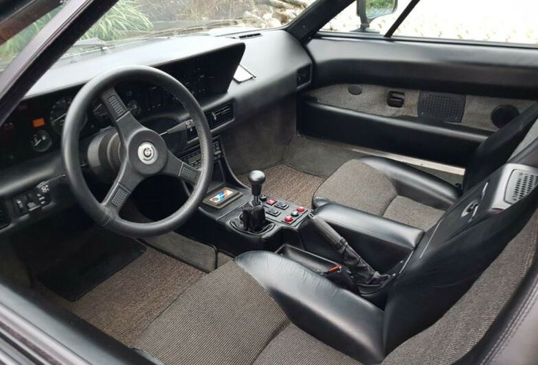 BMW M1 intérieur