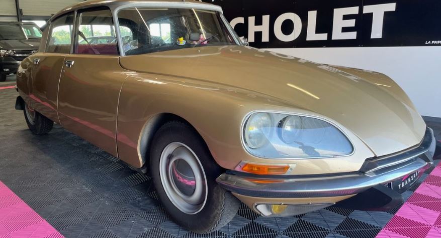 Sorties de grange semaine 25-3 Citroën ID 20 Spécial 1973