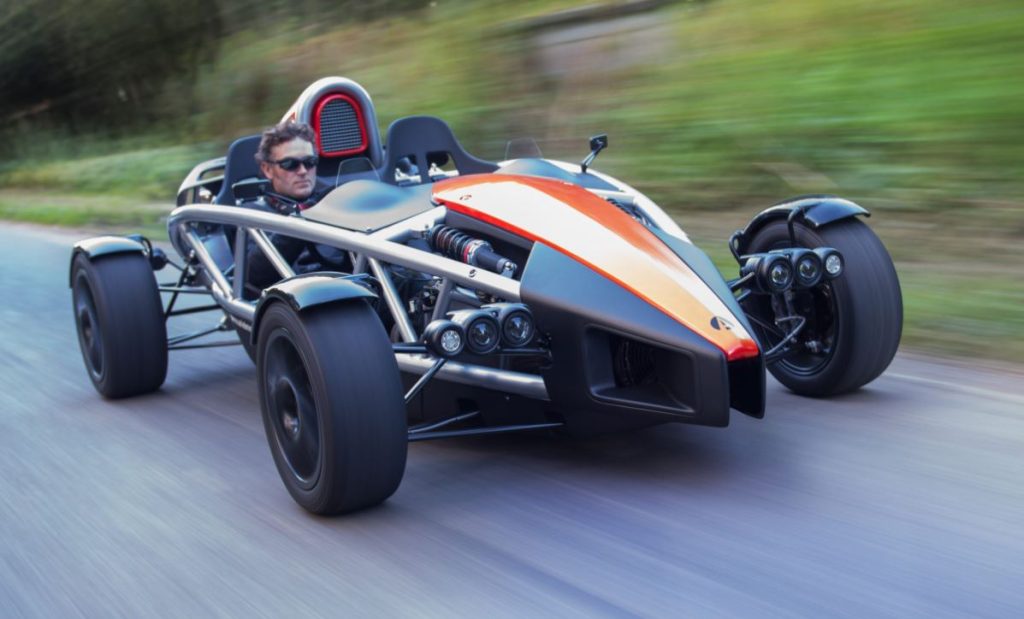 Ariel Atom 4RR sur route