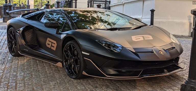 Lamborghini Aventador SVJ 63, supercar V12 atmosphérique emblématique de Sant’Agata
