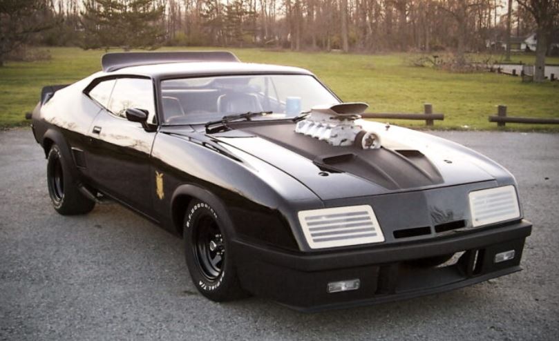 Mad Max Interceptor réplique
