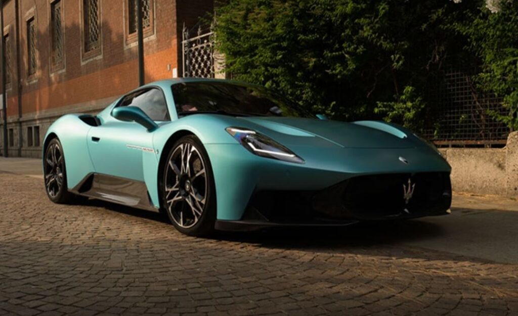 Maserati MCPura avant gauche