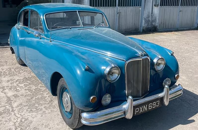 Sorties de grange Juillet semaine 27-2 Jaguar Mark VII 1955 RHD
