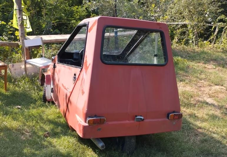 Sorties de grange Juillet semaine 28-2 Automirage 3 1980