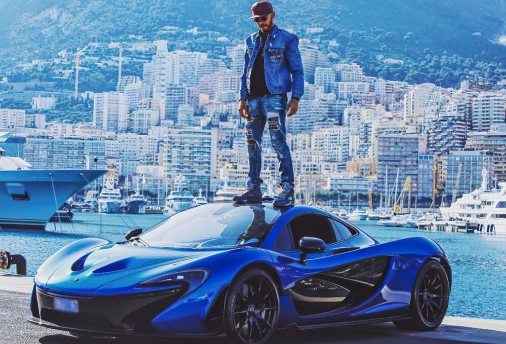 Voitures de Lewis Hamilton ici avec sa McLaren P1