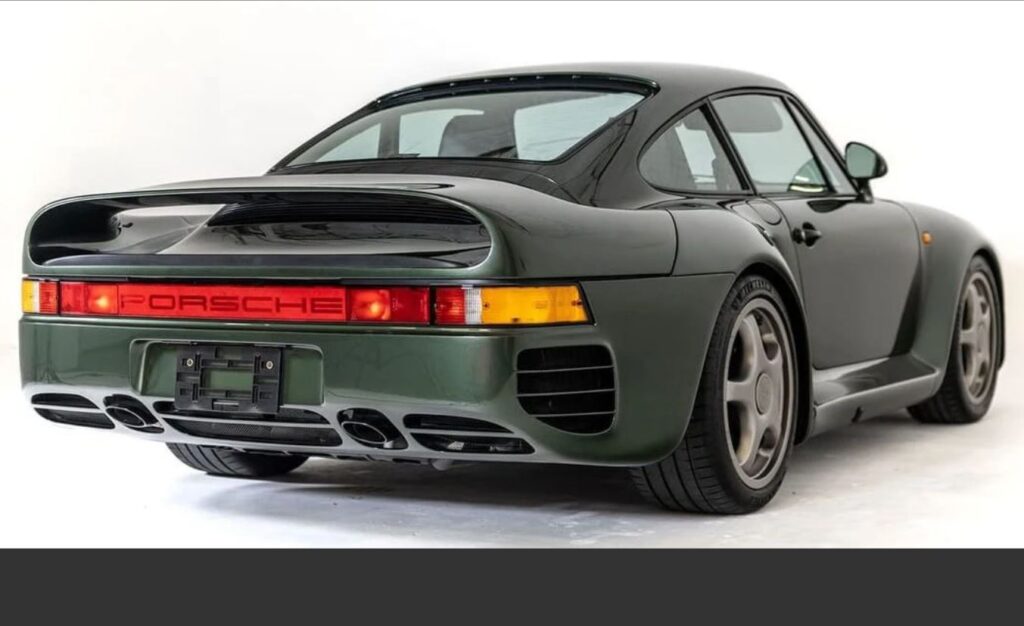 Porsche 959 verte arrière