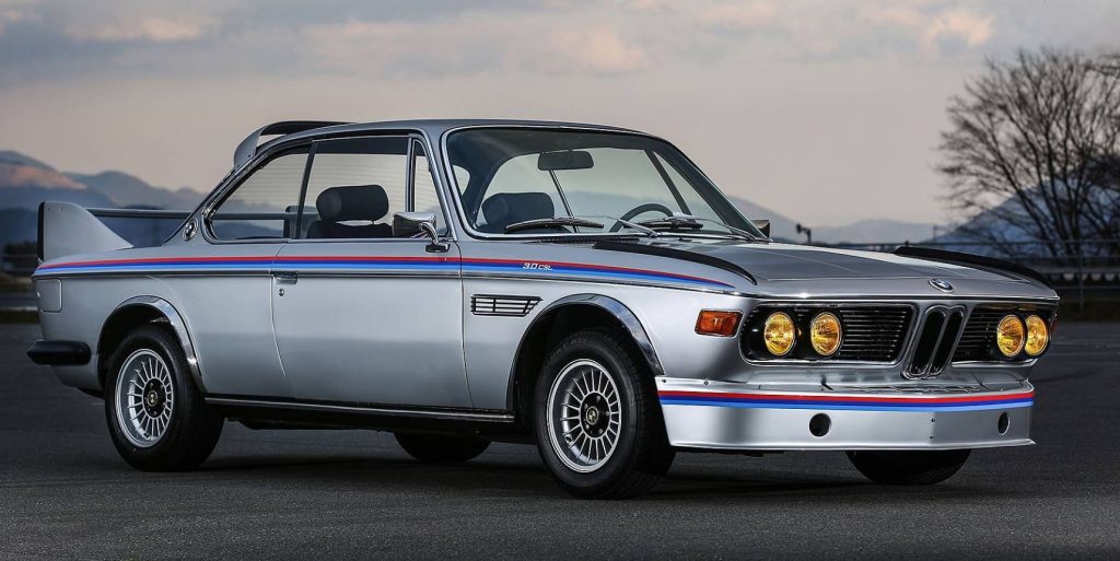 BMW 3.0 CSL grise, voiture de collection emblématique du programme BMW Motorsport