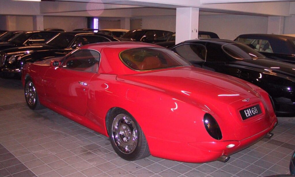 Collection du Sultan de Brunei Paduka 8 Bentley Silverstone sur mesure