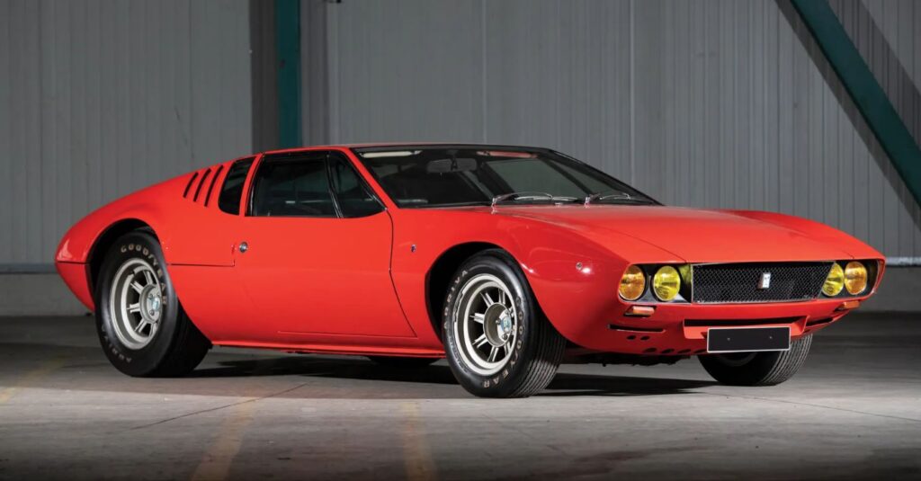 De tomaso Mangusta rouge avant droit