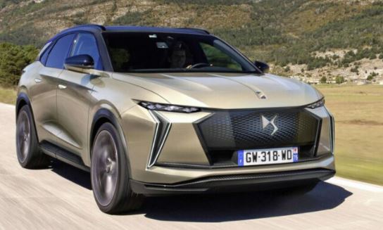 Futur SUV DS7 3/4 avant