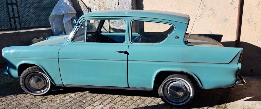 Sorties de grange semaine 34-2 Ford Anglia 1968