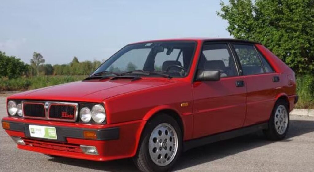 Sorties de grange semaine 34-2 Lancia Delta 1.6ie Turbo HF 1988