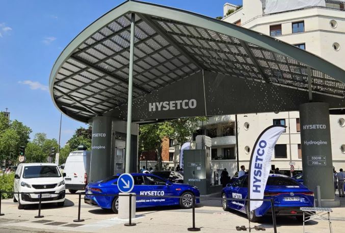 Stellantis hydrogène station de recharge d'hydrogène à Paris