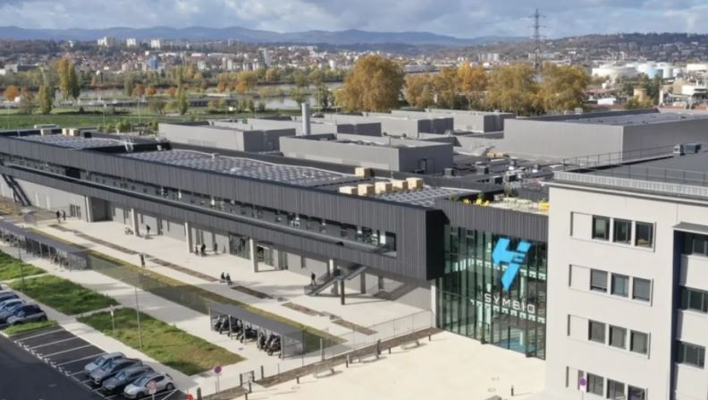 Stellantis hydrogène usine symbio de Saint Fons inaugurée en 2023