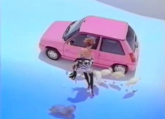 Voitures pour femmes spot TV Renault