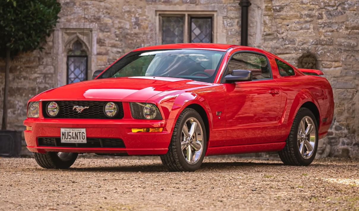 Ford Mustang GT 2005 une îcone américaine