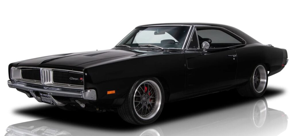 Histoire Dodge. Modèle Chargeur R/T noir