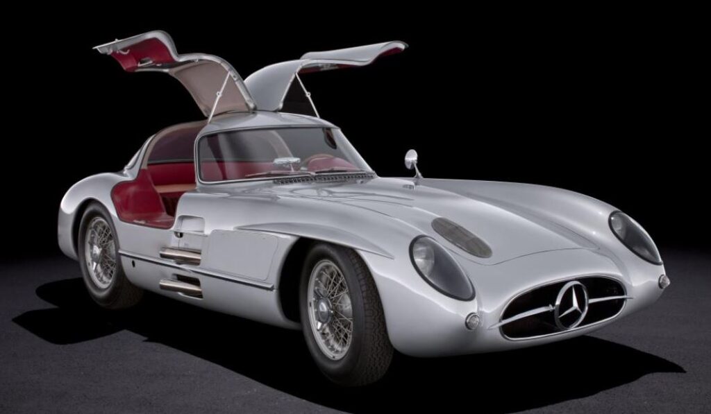 Records voitures aux enchères Mercedes 300 SLR