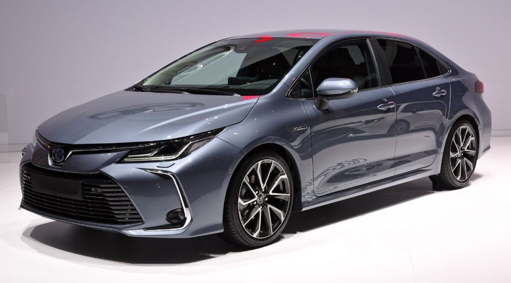 Voitures les plus fiables de 2025 Toyota Corolla Hybrid 2019