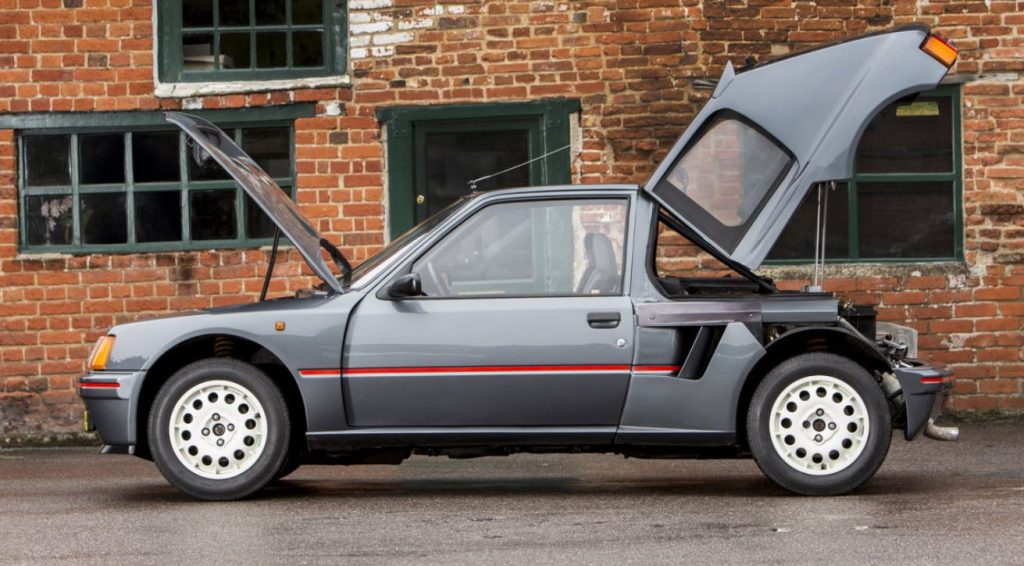 Peugeot 205 T16 route