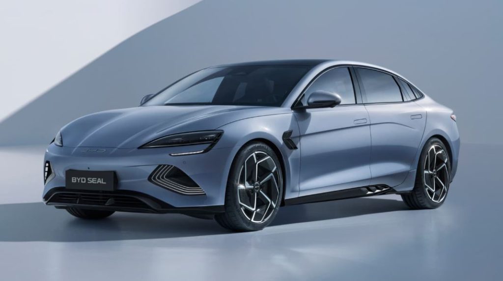 Remplacement batterie voiture électrique BYD Seal