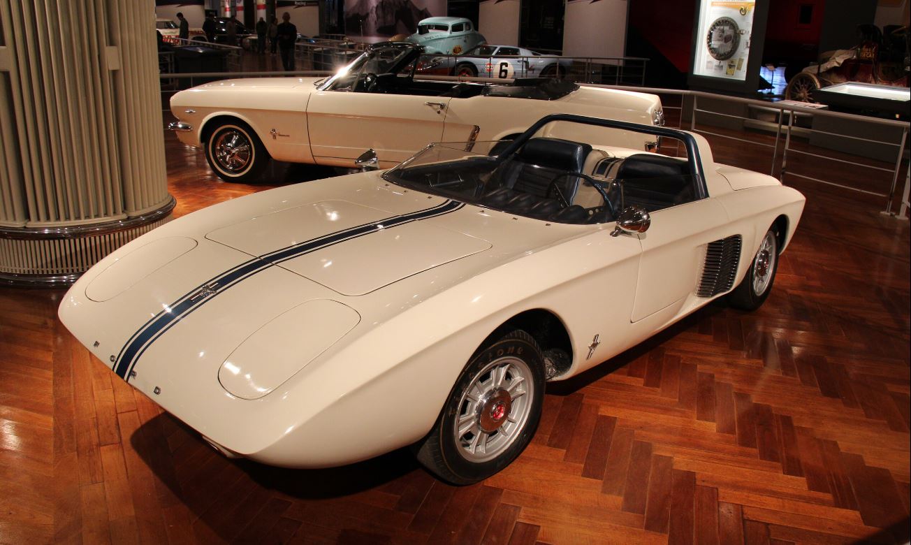 Henry Ford Museum : trésors automobiles et héritage de l’histoire américaine