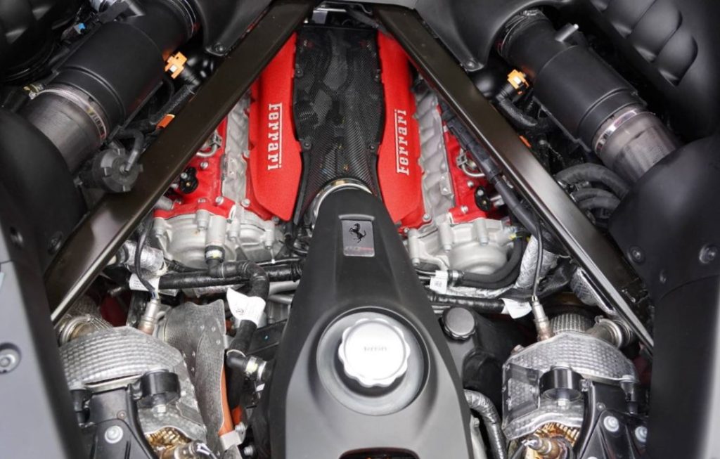 Ferrari SF90 Stradale moteur