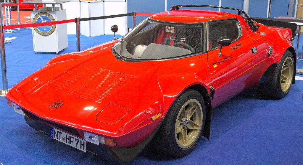 Lancia Stratos rouge