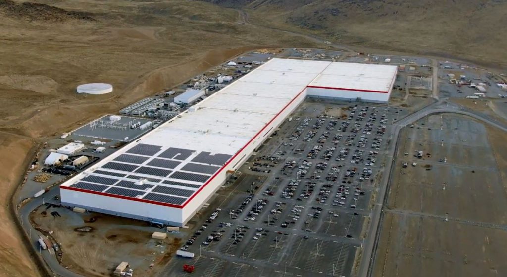 Salaire Elon Musk Tesla. Gigafactory1 Nevada