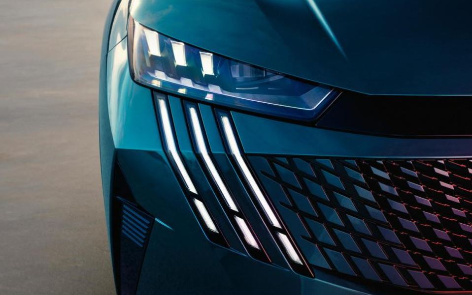 Signature lumineuse Peugeot électriques