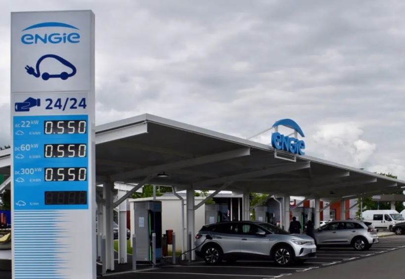 Coût recharge électrique autoroute station Engie