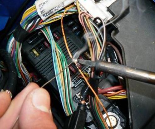 Faisceau éléctrique réparation