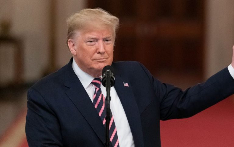 Donald Trump Président du conseil de la paix