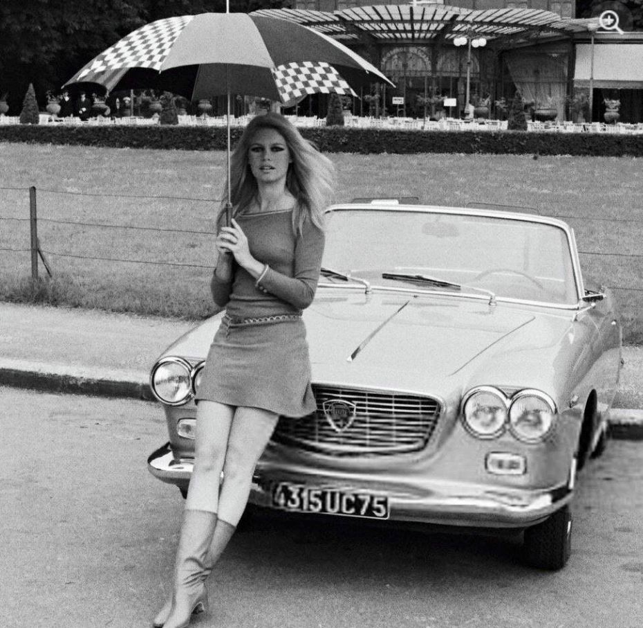 Brigitte Bardot voitures Lancia Flaminia Cabriolet
