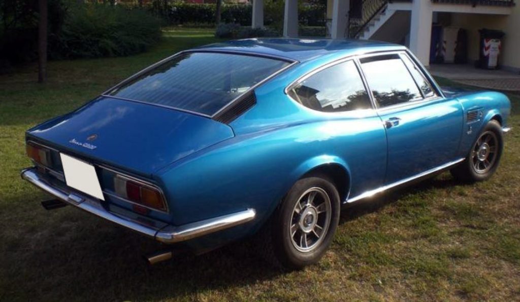 Fiat Dino Coupé bleue trois quarts arrière droit