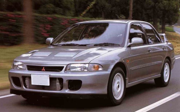 Mitsubishi Lancer Evolution  sur route
