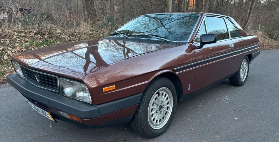 Lancia Gamma 1980 en plutôt bon état demande un rafraîchissement