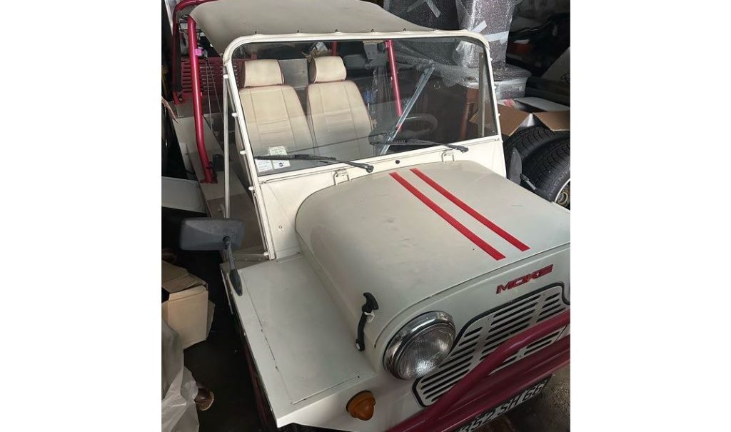 Sorties de grange semaine 5-1 Mini Moke 1989