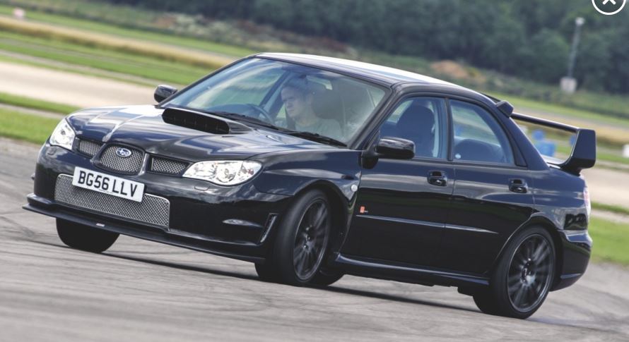 Subaru Impreza WRX STI noire