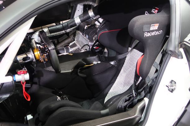 Toyota Gr GT3 les sièges