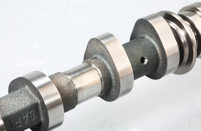 Arbre à cames moteur thermique avec cames et portées usinées visibles