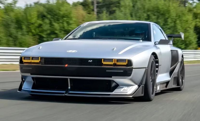 Prototype de supercar à hydrogène présenté en 2024, illustration des projets expérimentaux du secteur