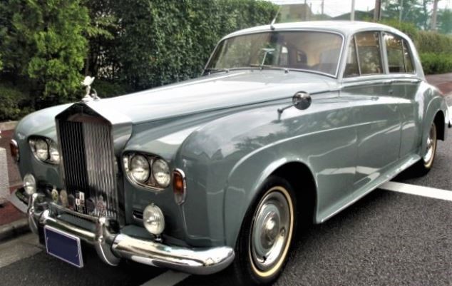 Rolls-Royce Silver Cloud III, symbole de luxe dans les voitures de Mick Jagger