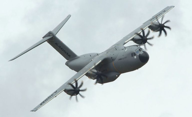 Airbus A400M de transport militaire utilisé pour des opérations d’évacuation