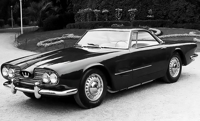 Maserati 5000 GT carrosserie Touring coupé italien des années 1960