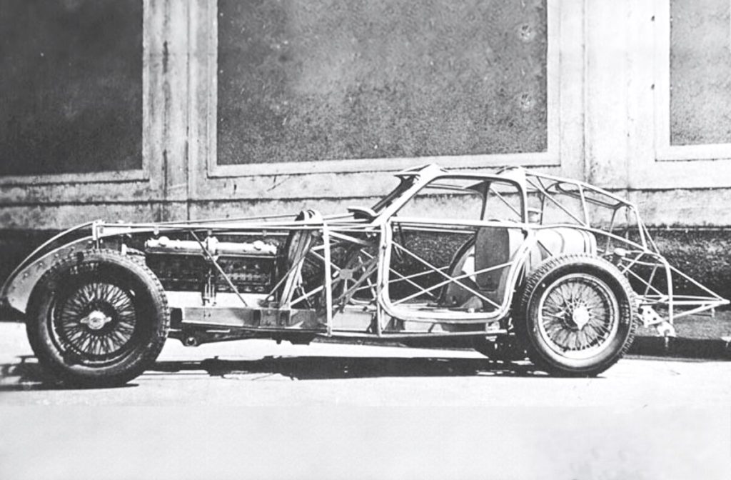structure tubulaire carrosserie Touring Superleggera châssis léger automobile